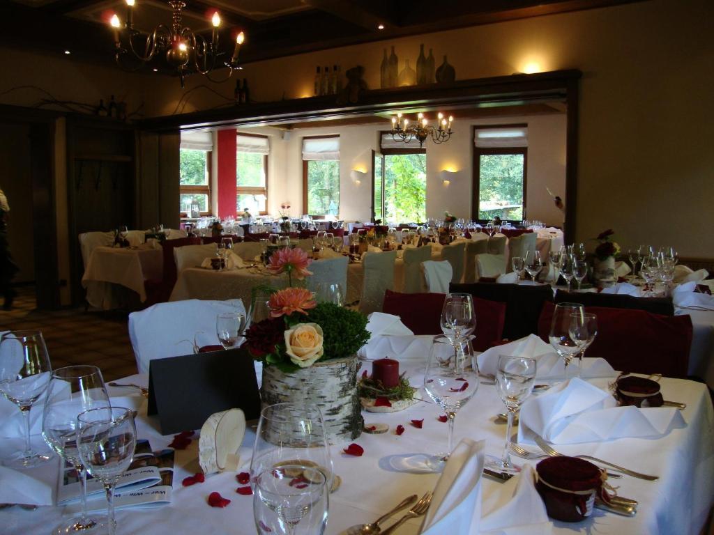 Hotel Restaurant Paradeismuehle Klingenberg am Main Luaran gambar